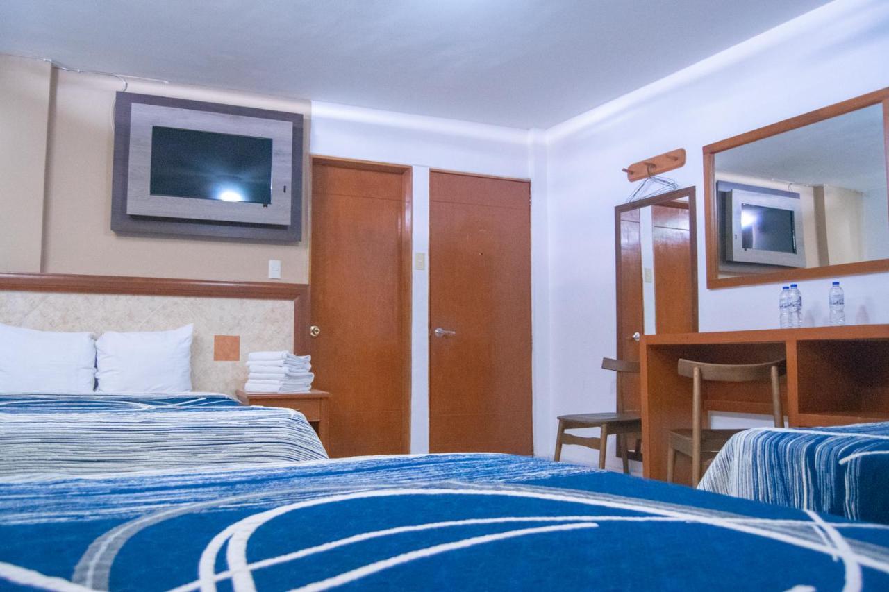 Hotel Niza Zona Piel 莱昂 外观 照片